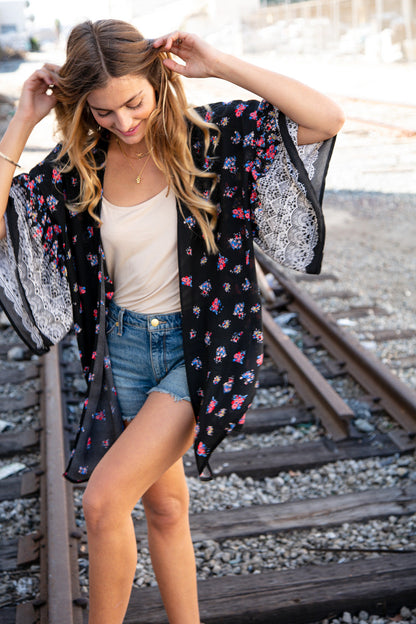 Floral Border Print Ruffle Bell Sleeve Kimono