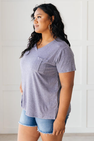 Basic V-neck in Navy