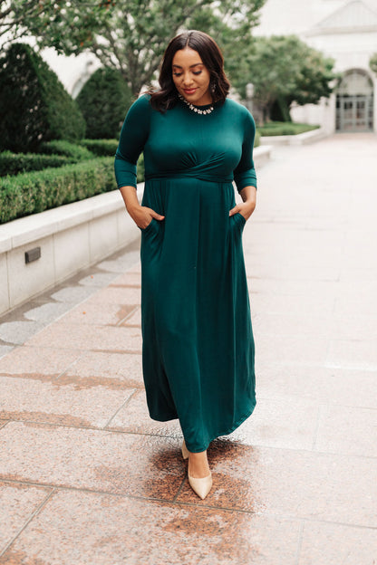 Bri Maxi Dress in Hunter Green