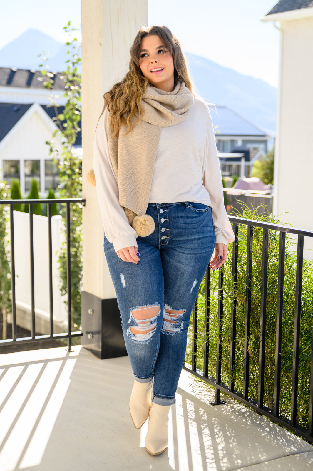 Brianne Long Sleeve Open Back Top In Ivory