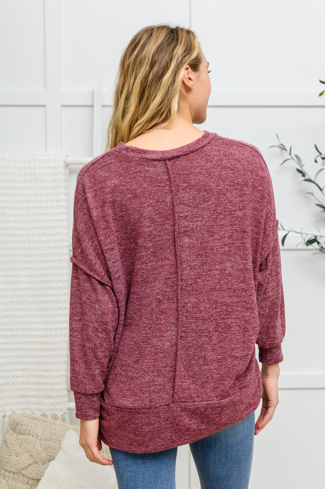 Brushed Soft Sweater In Burgundy