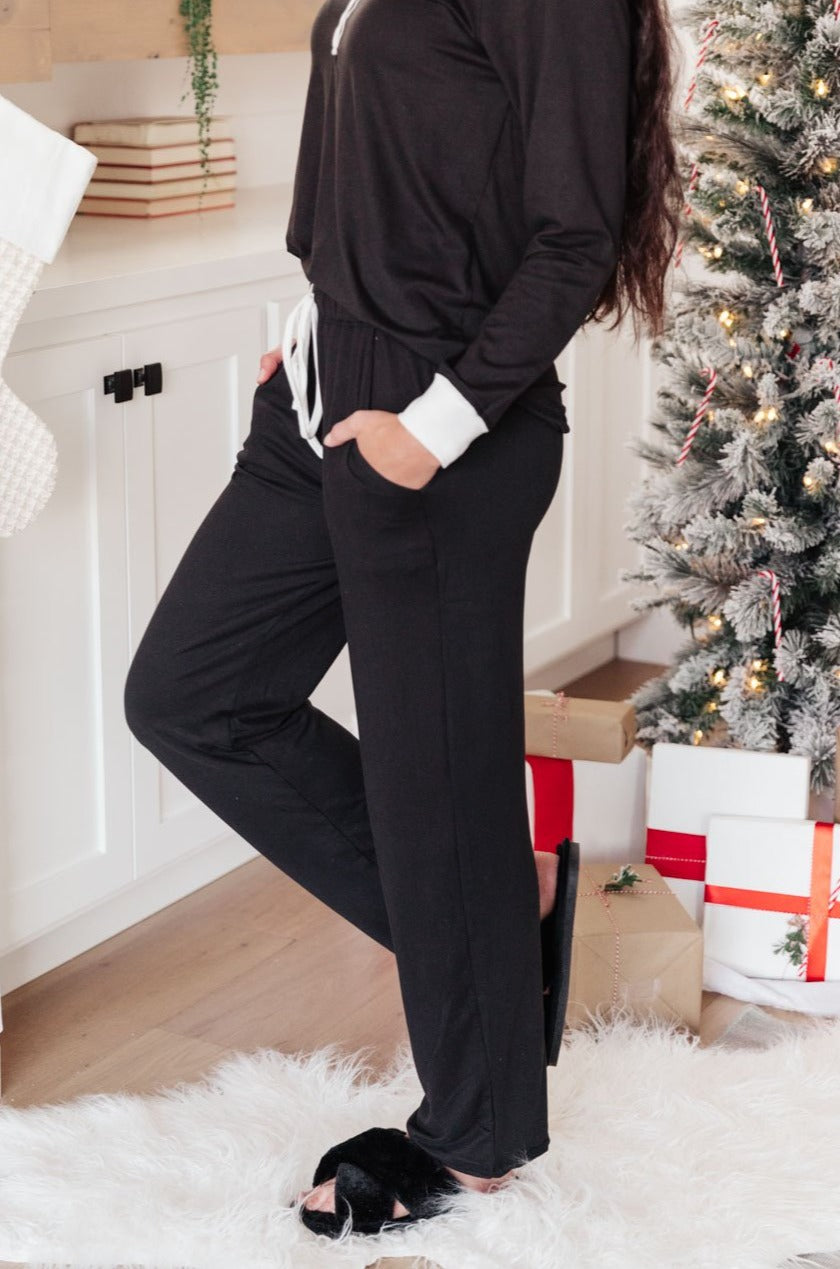 Classic & Cozy Pajama Bottoms in Black