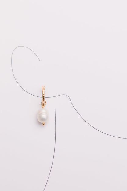 Drops Of Pearl Earrings