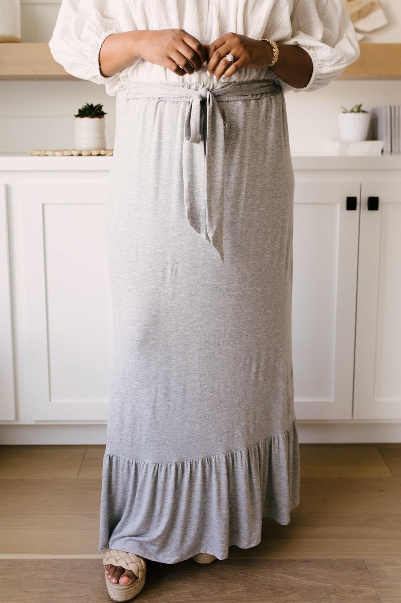 Falling For You Skirt In Heather Gray