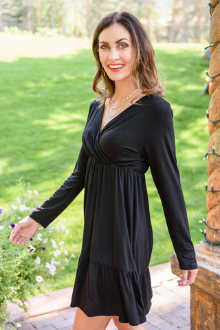 Full Attention V Neck Long Sleeve Dress In Black