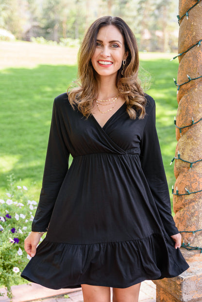 Full Attention V Neck Long Sleeve Dress In Black