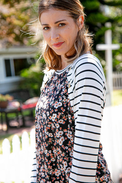 Ditzy Floral Raglan Button Detail Top