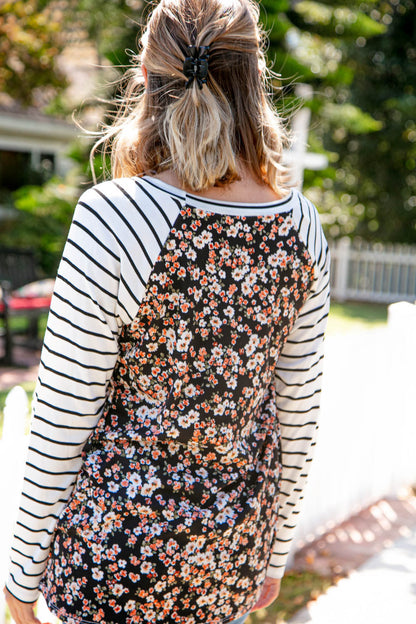 Ditzy Floral Raglan Button Detail Top