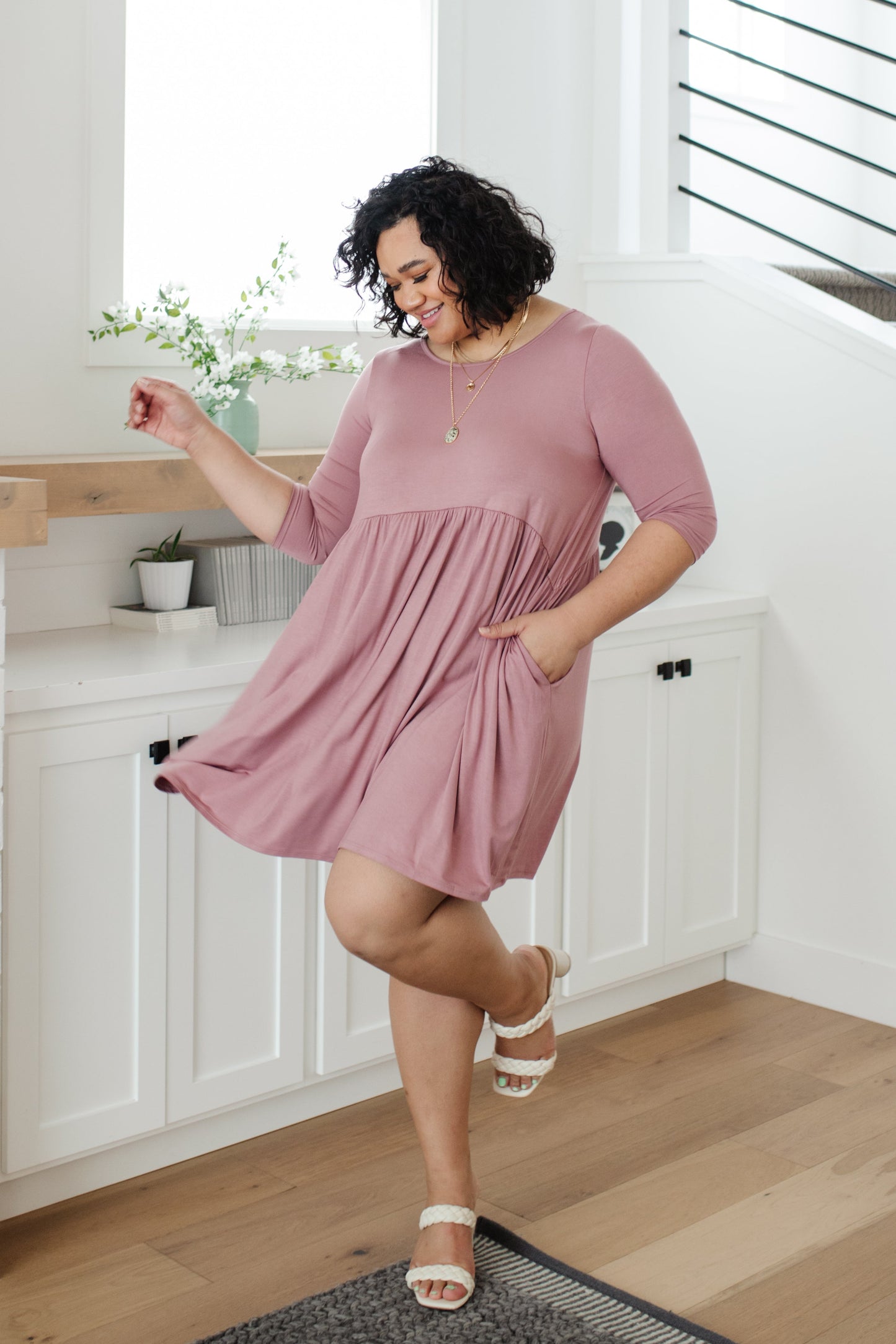 Weekender Dress In Mauve