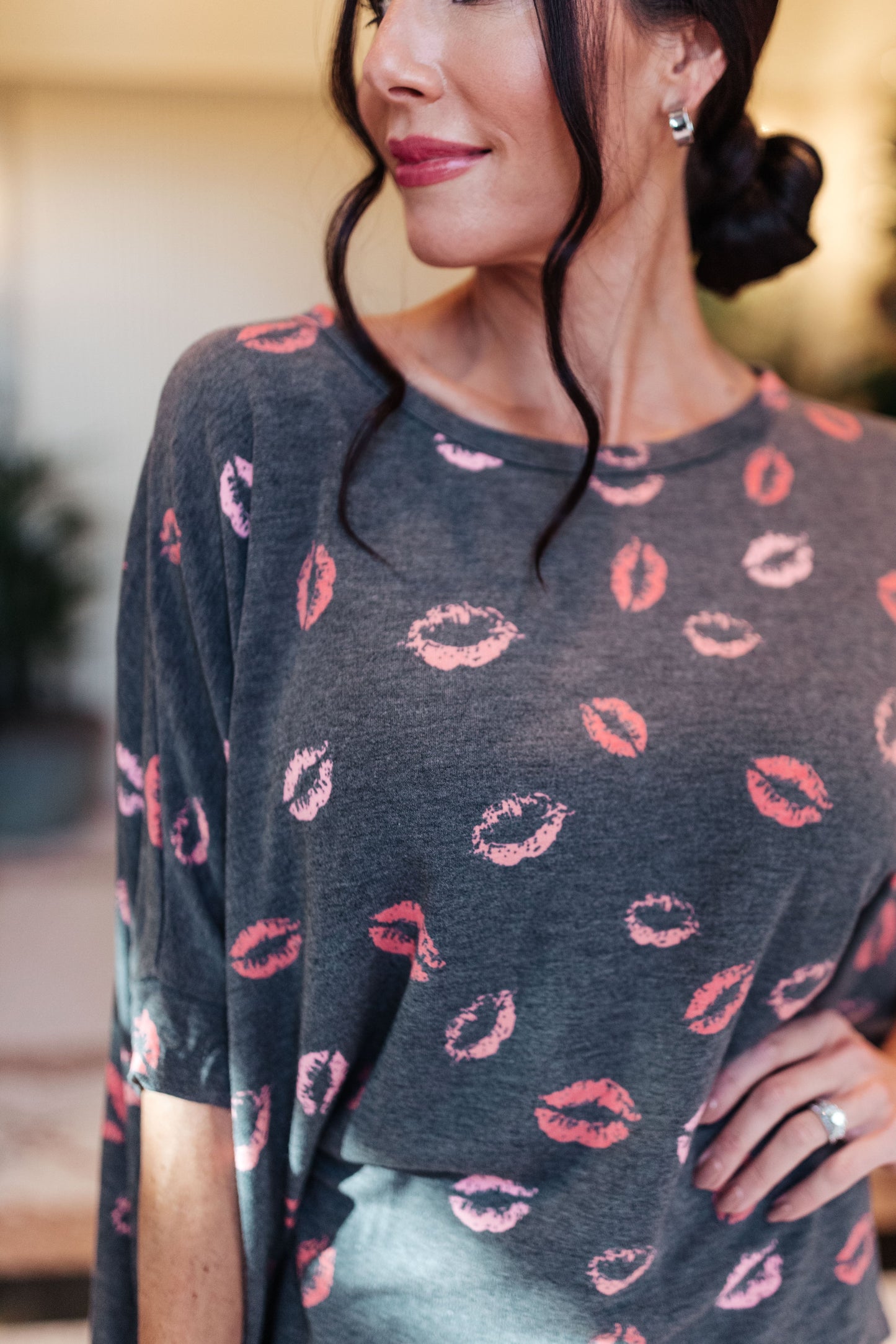 Kiss Kiss Top in Charcoal