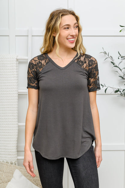 Lace Detail Short Sleeve Tee In Gray