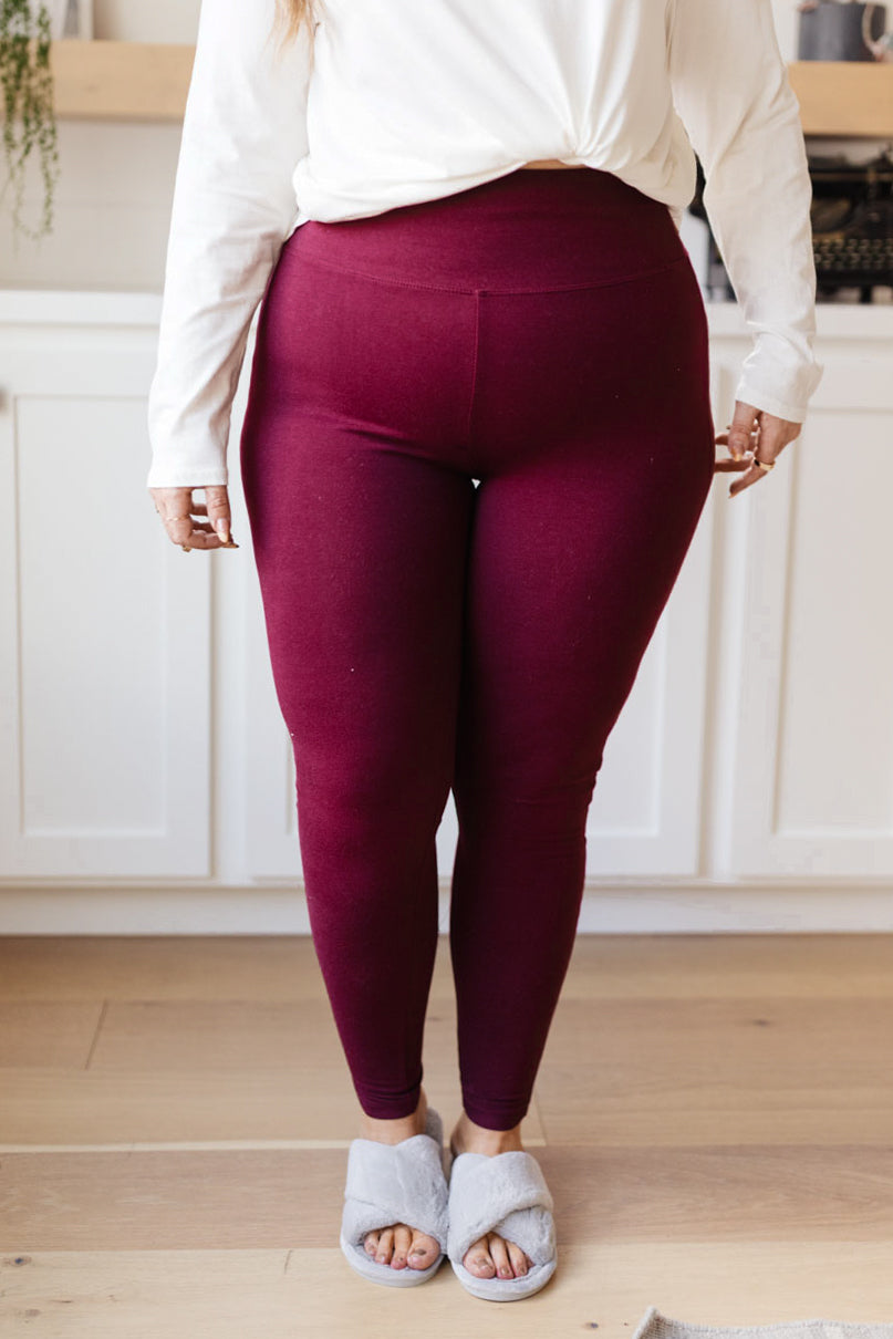 Living in Style High Waist Leggings in Burgundy