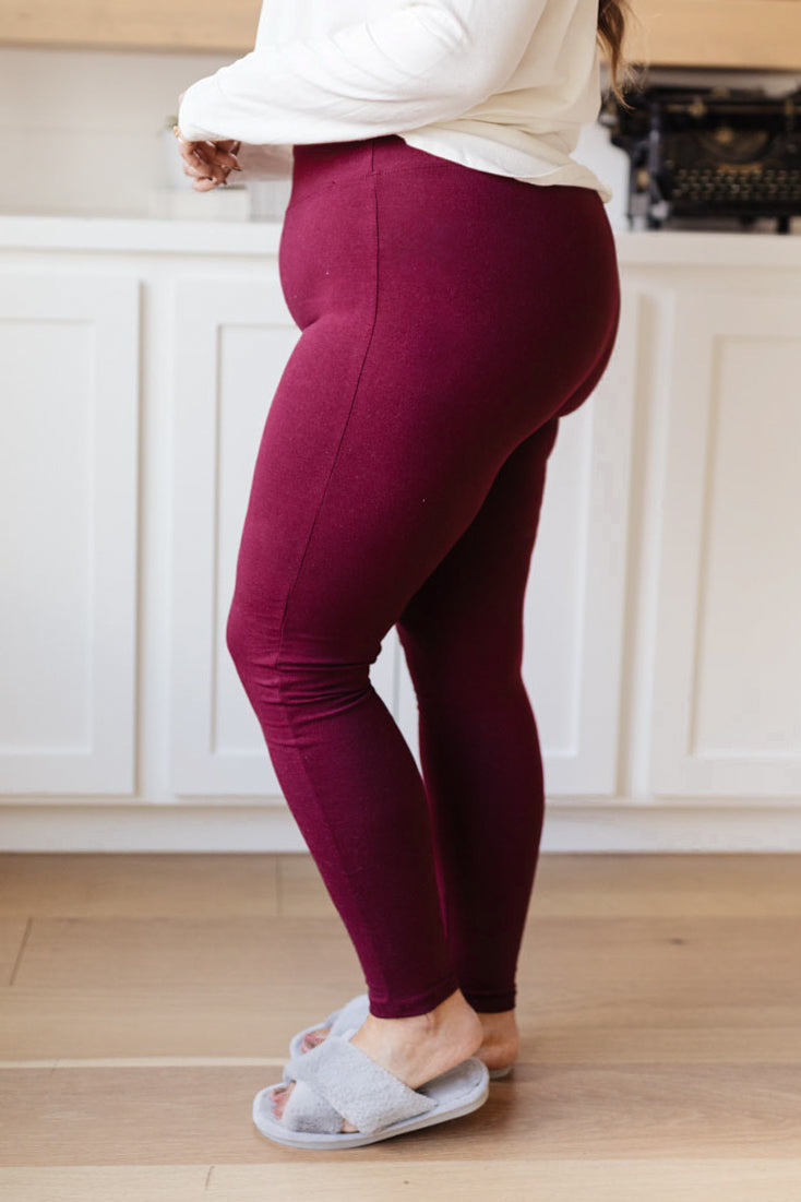 Living in Style High Waist Leggings in Burgundy