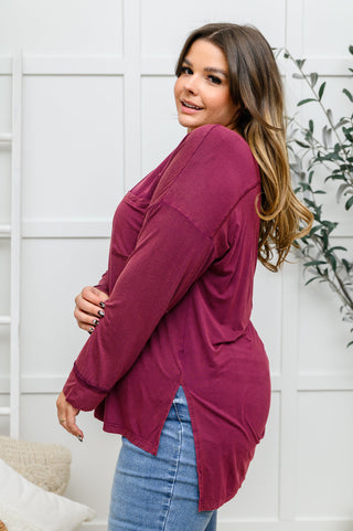 Long Sleeve Knit Top With Pocket In Burgundy