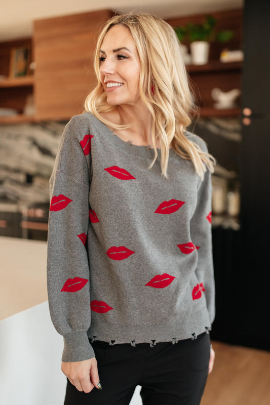 Luscious Lips Top in Grey