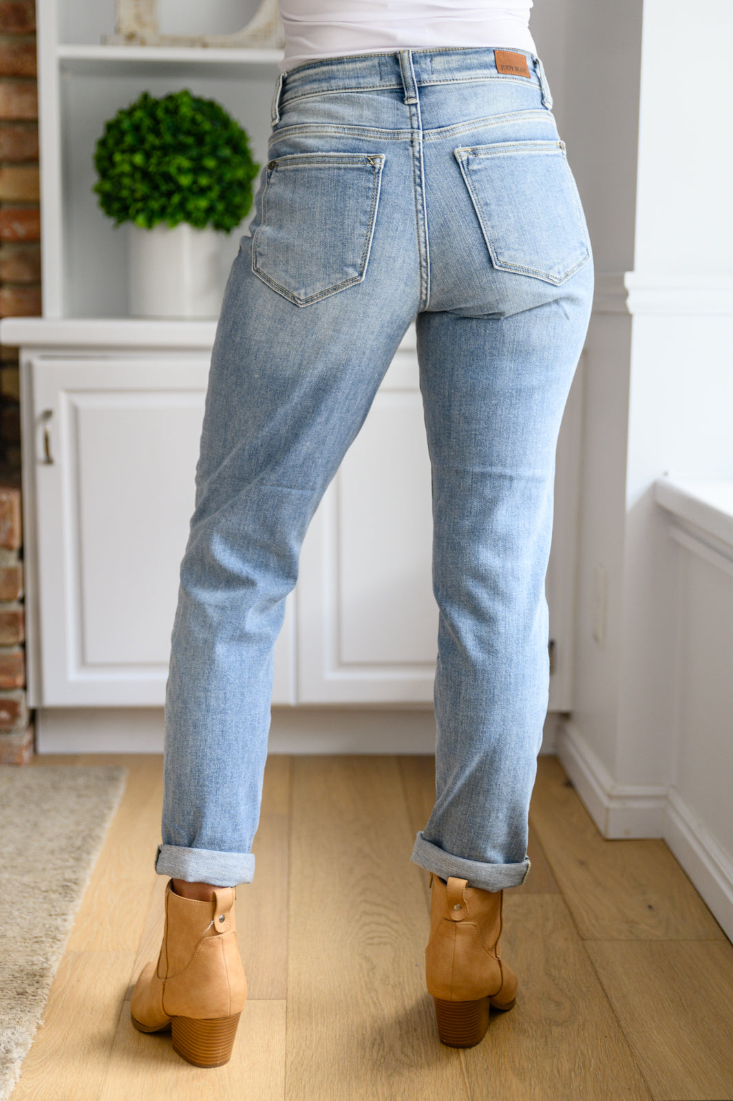 Mallory Mid Rise Bleach Wash Boyfriend Jeans