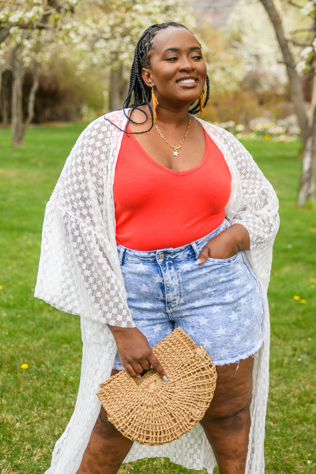 Mid-Rise Star Print Acid Wash Shorts