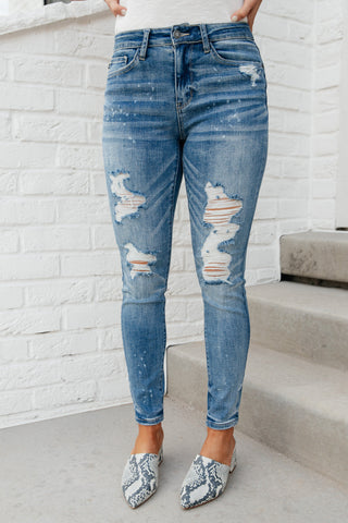 Ocean Side Distressed Skinny Jeans