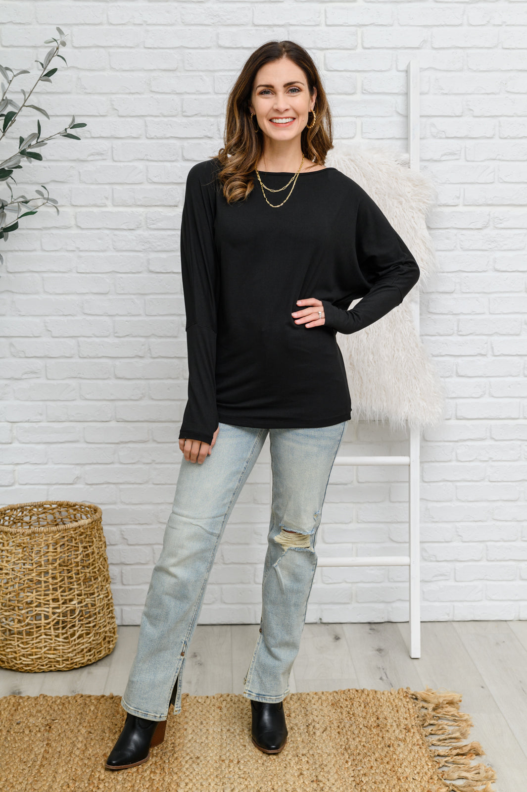 Olyvia Long Sleeve Top In Black