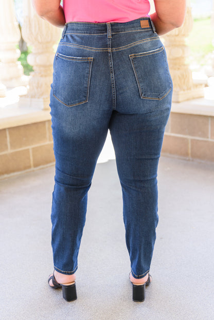 Reba Hi-Rise Clean Relaxed Fit Jeans