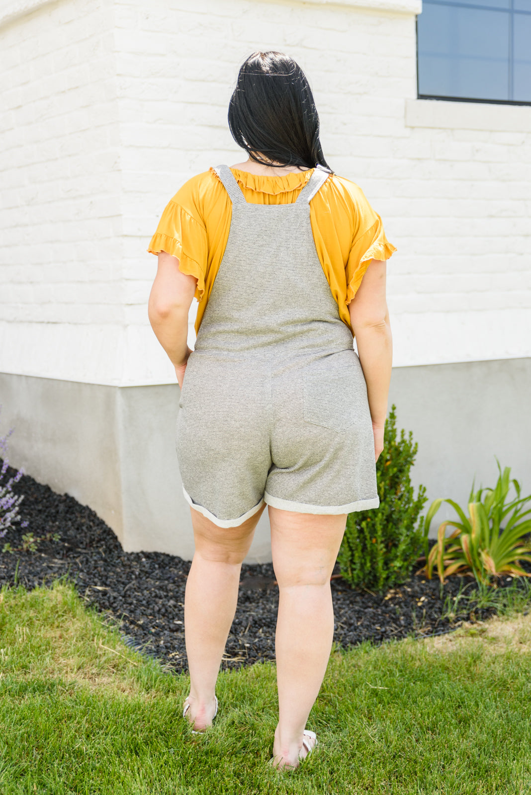 Run Free Overall Shorts In Gray