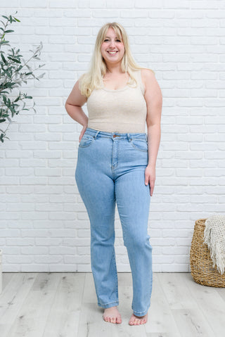 Rylee 90s High Rise Straight Leg Jeans