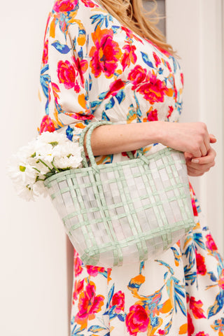 Sunny Days Woven Tote in Mint